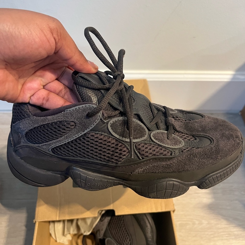 Men's Black Athletic Mesh & Suede Sneaker